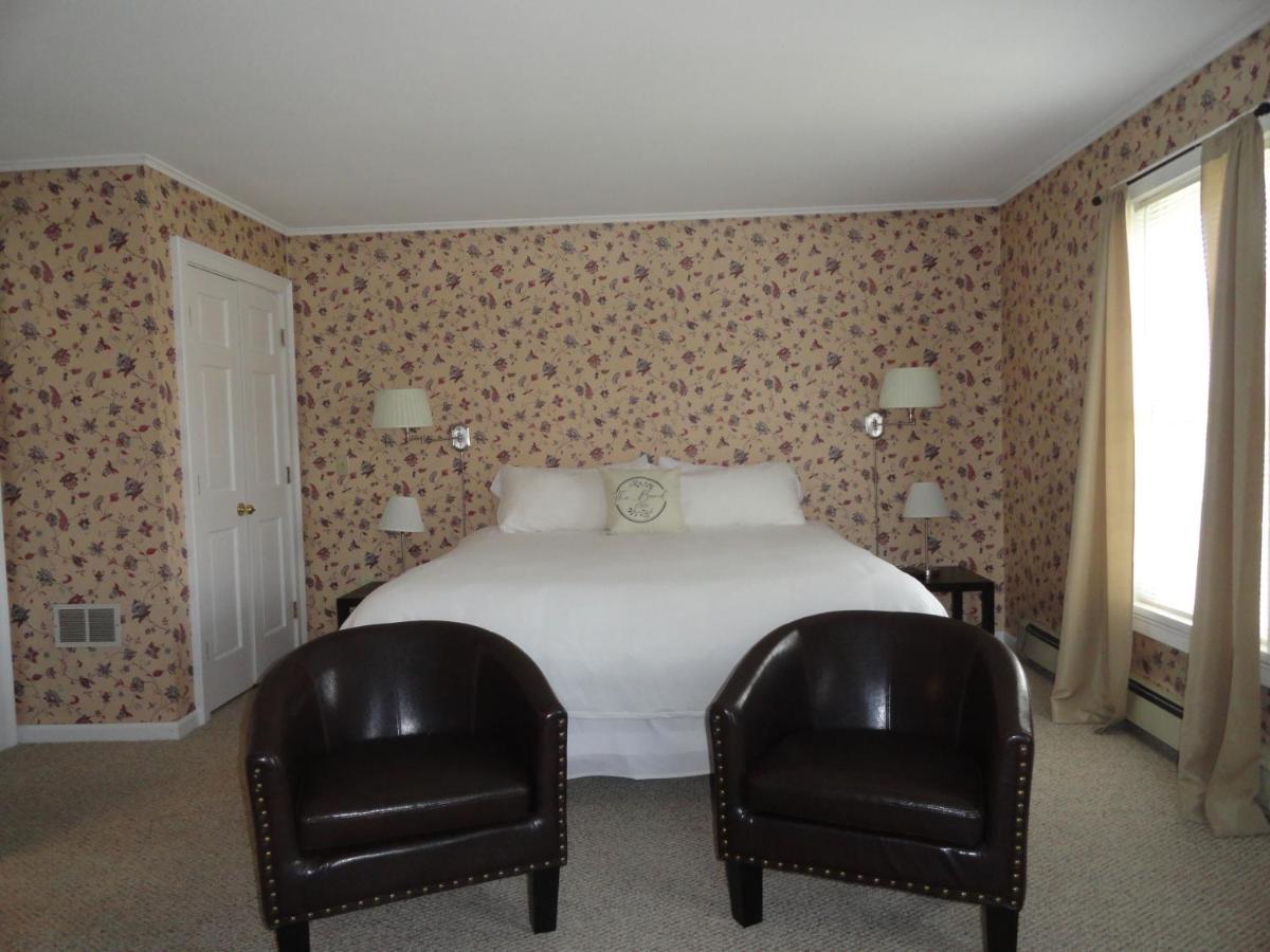 The Bond 1786 Inn (Adults Only) Warrensburg Szoba fotó